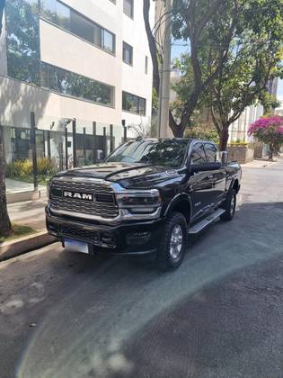 RAM 2500 6.7 I6 TURBO DIESEL LARAMIE CD 4X4 AUTOMÁTICO